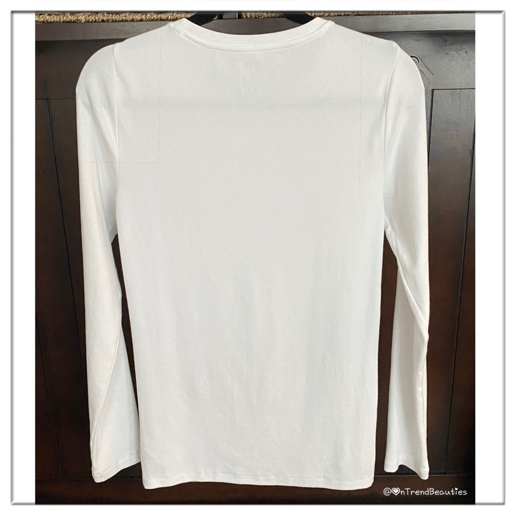 Modern Everyday Long Sleeve White Crewneck Top - Picture 5 of 7